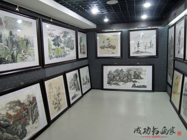 “慈航—2013晒佛节中国美术家50人甘南行”拉开蛇年展览