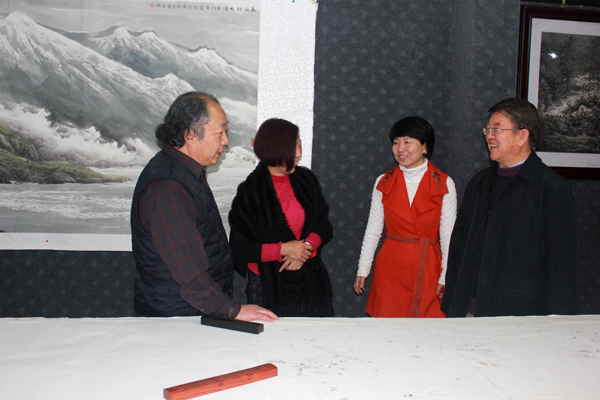 笔演山河写西部壮美——闲谈时全兴先生山水画