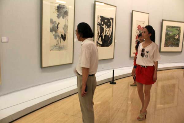 甘肃成功书画艺术研究院代表拜访中美协理论委员会副主任