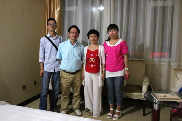 “通渭书画艺术节”成功书画家网记者采访河北美协主席钱