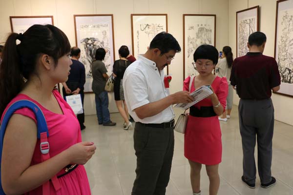 成功书画家网记者近日在兰采访山西美协主席王学辉
