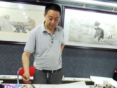 用绘画表达诗意的生活——画家安奇答记者问