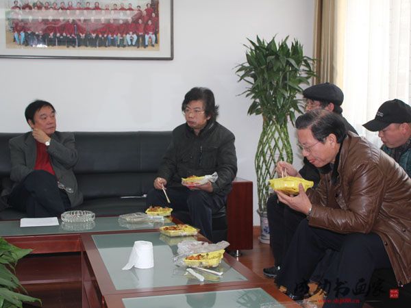 成功美术馆倒屣相迎  湖北国画院宾至如归 ——“美丽