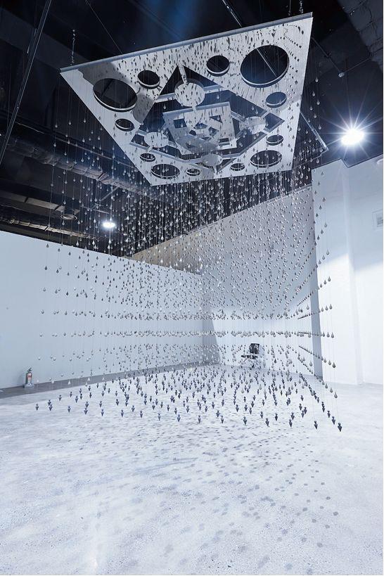 [德国]亨里可·瑙曼作品《2000》在釜山当代艺术博物馆? 图片：Artnet News